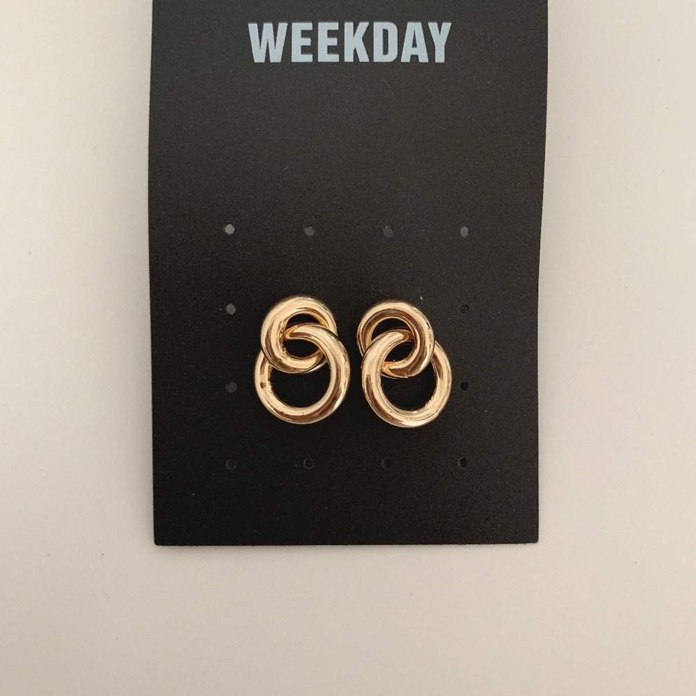 WEEKDAY Gold Earrings